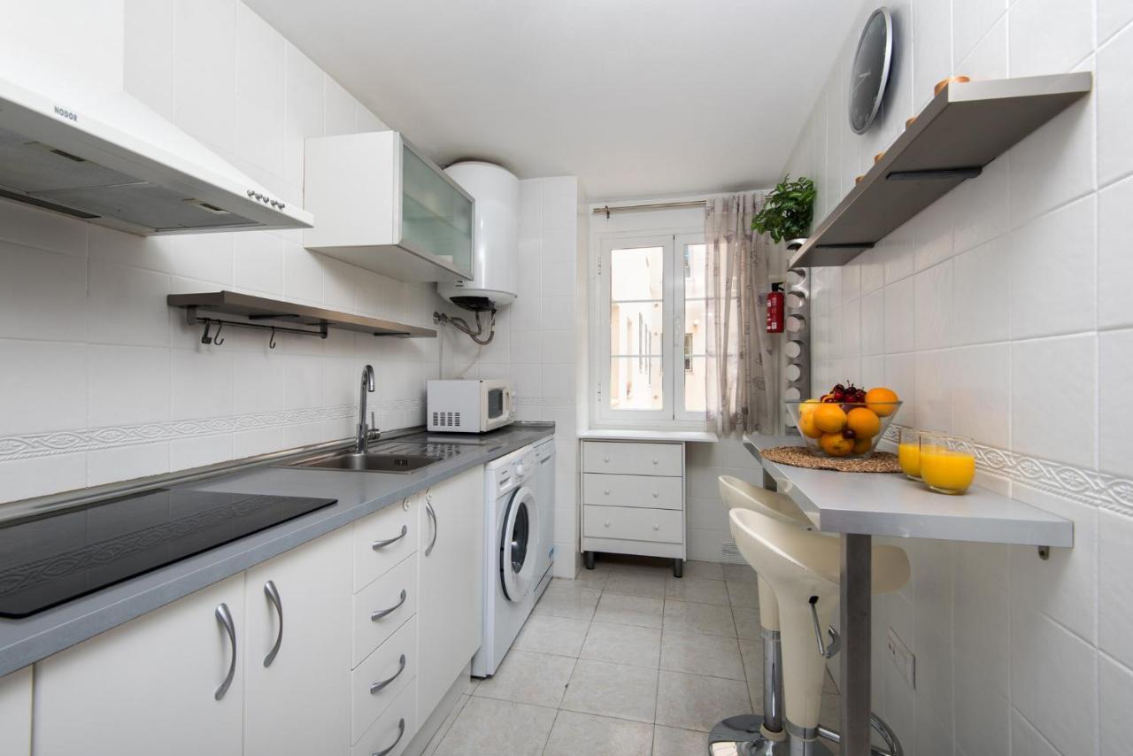 Capuchinos Center Apartment - Parking Free&Pet Friendly Málaga Buitenkant foto